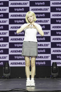 트리플에스 김나경 “‘걸스 네버 다이’ 잇는 다크 콘셉트, 더 와닿을 수 있도록 고민했다” [SS현장]
