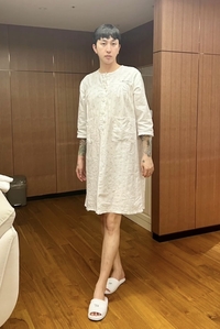 득남 슬리피, “아내가 보면 열받을 각선미” 충격적 조리원 패션