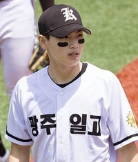 KBO도 탐낸 ‘韓오타니’ 김성준, ML행…‘투타겸업’ 승부수 통할까?