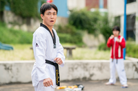 ‘하이파이브’ 오정세, 딸바라기 아빠 변신