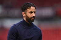 맨유가 그 정도로 가난한가? 직원 유로파리그 결승 참관 비용도 지원 안 해…결국 아모링 감독이 사비로 쏘는 이상한 모양새