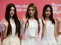 하츠투하츠, 성수동을 핑크빛으로 물들이네... [포토]