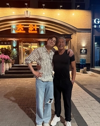 “나보다 더 남자” 추성훈X박서준, 상남자 투샷 ‘훈훈’ [★SNS]