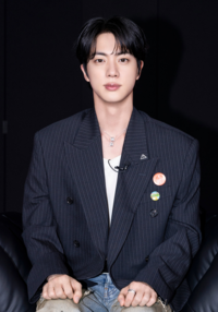 진, “신세경에 힘껏 때려달라”…‘에코’ 뮤비 비하인드까지 팬심 저격