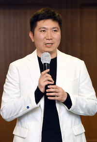 [포토]축구인 골프대회 인사말하는 대한체육회 유승민 회장