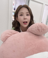 ‘눈 성형→타투 공개’ 신지, 악플 박제 “내 인생인데 왜 그럴까” [★SNS]