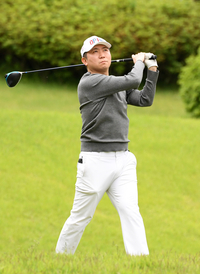 [포토]축구인 골프대회 참가한 유승민 회장