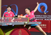 [포토] 신유빈 ‘빈 틈 없는 수비’