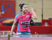 [포토] 신유빈 ‘주먹 불끈’