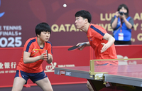 [포토] 북한 리정식-김금영 혼합복식조 8강 좌절 