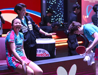 [포토] 승리의 기쁨 나누는 신유빈-유한나