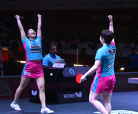 [포토] 신유빈-유한나, 여자복식 4강 진출!