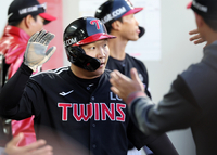 부상자 속출에도 1위 ‘굳건’…‘주전 폭발+백업 활약’→LG에서 느껴지는 ‘강팀의 향기’ [SS시선집중]