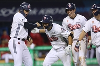 임종성 ‘결승타’+잭 로그 6이닝 3실점 ‘3승 수확’…두산, NC에 5-3 승리 [SS잠실in]