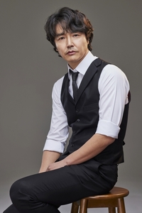 윤상현, 엔에스이엔엠과 전속계약…고현정과 한식구 [공식]