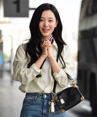 공항이 들썩… 김지원, 꾸안꾸 넘은 역대급 여신 미모!