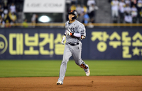 [포토]2점 홈런 한화 채은성, 당당하게!