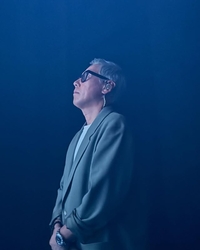 윤종신, 사전 투표 인증샷 “꾹 누르고 하루 시작” [★SNS]