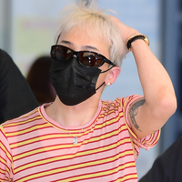 “이게 평범해 보여?” GD(지드래곤)가 입으면 클래식도 예술이 된다!