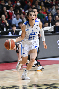 ‘연봉 4.5억원’ 우리은행 김단비, 4년 연속 ‘연봉퀸’ 등극