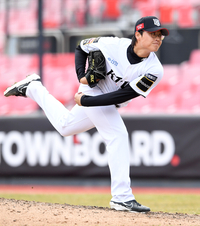 ‘왼손 부족’ 롯데, 박세진 품었다→‘형’ 박세웅과 조우…KT는 이정훈으로 ‘외야 보강’ [SS시선집중]