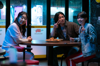 ‘하이파이브’, 카메라 밖 ‘케미’ 폭발 비하인드 스틸 공개