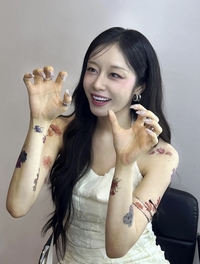 티아라 지연, 이혼 후 파격 변신? 강렬한 타투 공개