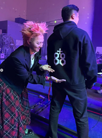 지드래곤, ‘88’ 찾기 일상 사진 공개…팬들 “찾는 재미 쏠쏠”