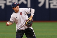 “두산에서 가장 열심히 하는 선수”…시즌 안타 無→조성환 대행이 여동건에 ‘선발 출전’ 기회를 준 이유는? [SS잠실in]