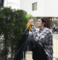 배우 안보현, 새 바이크와 함께한 설렘 가득한 일상 공개