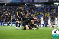 인천 독주 계속된다, 부천 1-0으로 잡고 2위 수원에 7점 앞선 1위 수성
