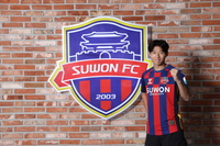 안현범 임대 영입, 사이드 ‘업그레이드’로 반등 노리는 수원FC…‘살리기 전문’ 김은중 감독의 히든카드