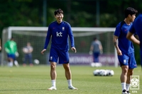 “얘들아 지금 순간즐겨” 안 뛰어도 ‘주장의 품격’ 손흥민, 홍명보호에도 우승 기운 입힌다 [SS현장]