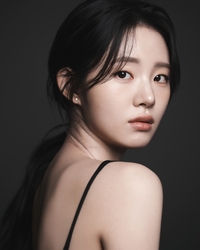 ‘언슬전’ 대박 난 신시아, 매니지먼트 숲 行…공유→서현진 한솥밥