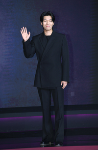 ‘프로보노’ 정경호, 판사·상대 변호사 휠체어 태웠다... 파격 현장 검증 예고