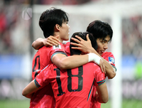 [포토] 골 넣고 환호하는 이강인, 오현규, 전진우