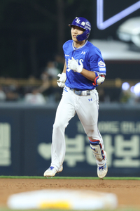 뜬공-뜬공-삼진 다음은 ‘그랜드슬램’ 폭발…이재현 “그냥 정신없이 쳤어요” [SS스타]