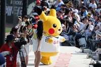 피카츄, 사직구장에 또 뜬다! 롯데, ‘포켓몬데이’ 진행