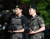 [포토] 전역 소감 밝히는 지민