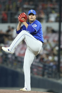 ‘역대 권혁 딱 1명뿐’ 김태훈, 6시즌 연속 10홀드 ‘-1’…통산 2호 대기록 보인다 [SS시선집중]