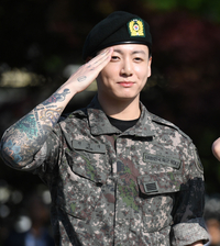 BTS 정국, 전역날 무슨 일이?…자택 침입 시도한 中 여성 체포