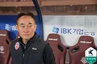 ‘베테랑’ 김학범 감독의 작심 비판 “피해는 재정 건전화 ‘규정’ 지킨 팀이 봤다, 프로축구연맹이 쉽게 생각한 사안”[현장인터뷰]