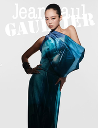 ‘인간 명품’ 제니의 압도적 존재감…뭘 입어도 ‘제니 스타일’