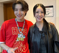 엄정화, BTS 제이홉 콘서트 ‘성덕’ 인증…“너무너무 좋았다!”