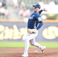 현빈, ‘메이드 인 코리아’로 완성한 중년의 미학 [SS스타]