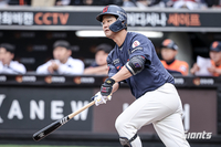 “손호영 이탈” 롯데, 또 다시 부상 악몽! ‘깜짝 콜업’ 박찬형은 누구 [SS메디컬체크]