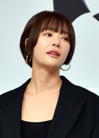 ‘지붕킥’ 스타에서 논란의 중심까지…‘All 변제’ 황정음, 재기의 조건은?