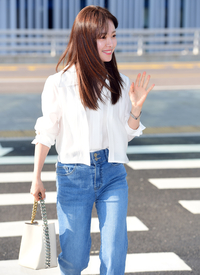 한지민, 인사도 예쁘게 하는 여자! [포토]