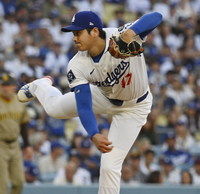 돌아온 ‘투타 겸업’ 오타니 “1주일 1회 등판 목표…확실히 타자로 나갈 때보다 긴장되더라” [SS시선집중]