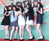 “돌아오라”는 어도어의 공…뉴진스, 받을까 던질까?